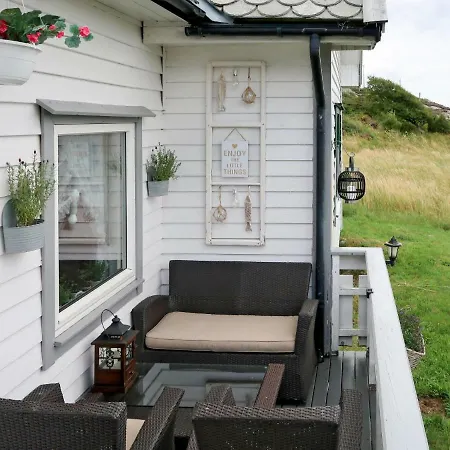 Holiday home Holiday Atlanterhavet Stongfjorden
